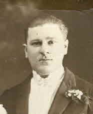 Irving GOLD